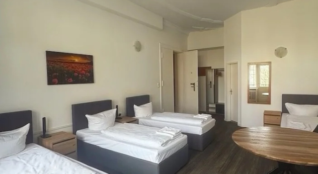 Четырёхместный номер Standard c 1 комнатой Hotel Aster an der Messe