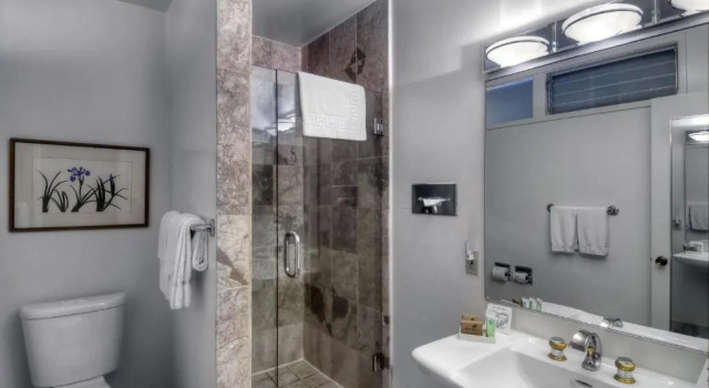 Номер Standard Dinahs Garden Hotel