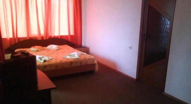 Ivet Guest House, Забронировать Гостевой дом Отели Обзора с парковкой, Парковка