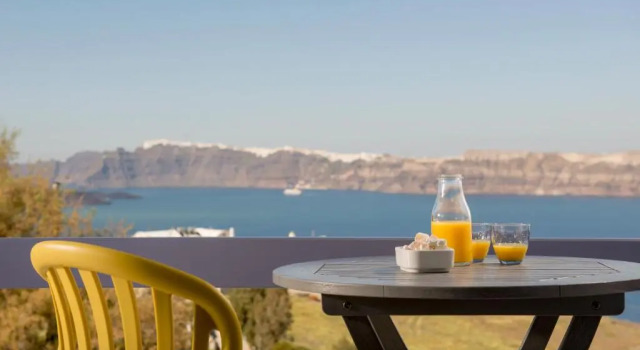 Полулюкс Earino Suites and Villa