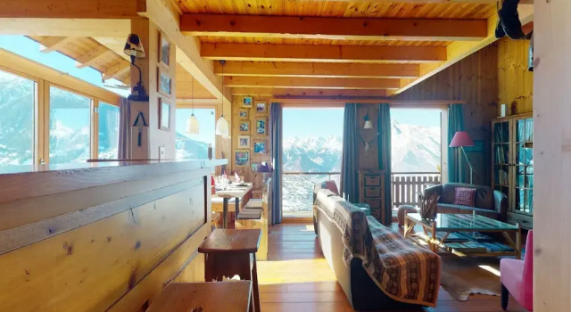 Шале Chalet in the Heart of Valley With Balcony