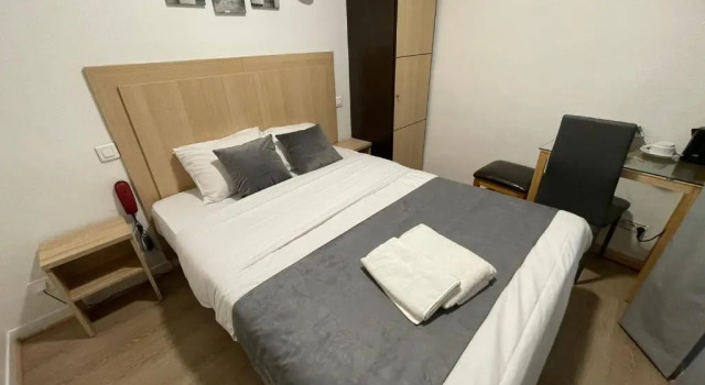 Одноместный номер Superior Hôtel de Bordeaux