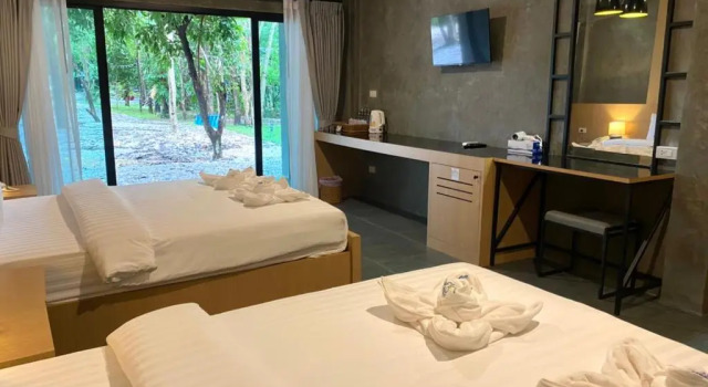 Четырёхместный номер Standard Blues River Resort
