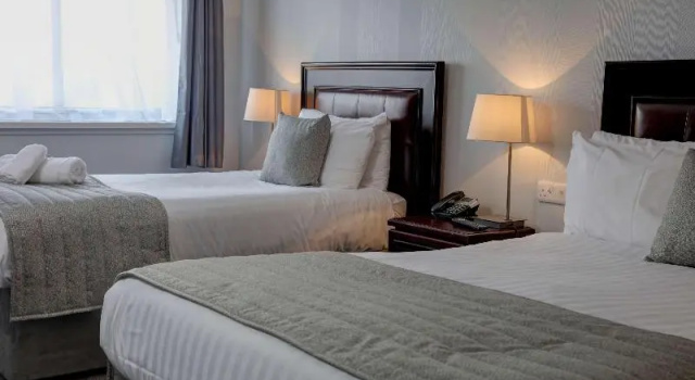 Трёхместный номер Executive Best Western Stoke on Trent City Centre Hotel
