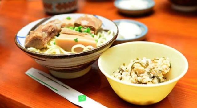 Takaesu Sans Home, Prenota Hotel Higashi 