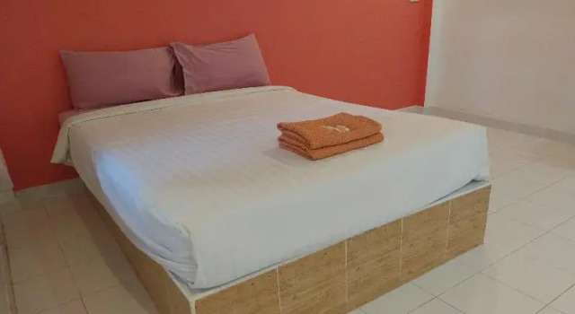Двухместный номер Standard с балконом OYO 944 Review Resort