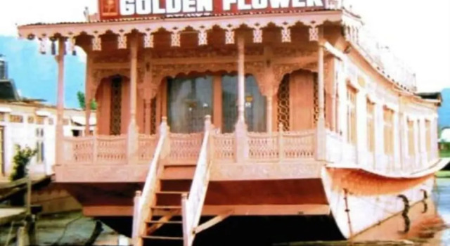 Houseboat New Golden Flower, Забронировать Отель Сринагар Jammu & Kashmir Ski