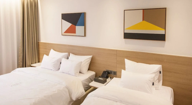 Номер Standard Jinhae Yongwon Londoner Business Hotel