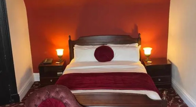 Номер Standard The Tudor Hotel