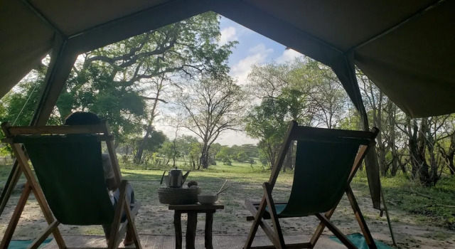 Makubi Safari Camp by Isyankisu, Book Hotel Kwa Mhinda Tanzania