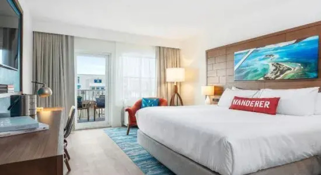 Номер Deluxe Compass Hotel by Margaritaville Anna Maria Sound