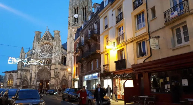 Апартаменты LE KALEHO, Grand Duplex au coeur de Dieppe - NETFLIX