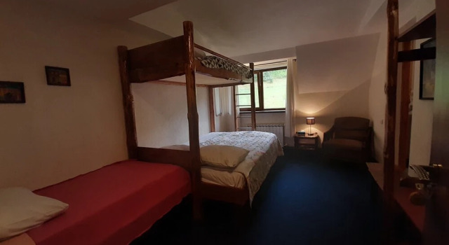 LerMont Guest House, Prenota Affittacamere Lermontovo Lori region