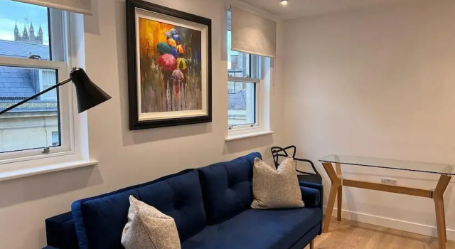 Апартаменты Chapel - Central Studio Apartment
