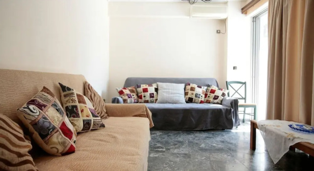 ''Athenian Riviera'' Beach Apt