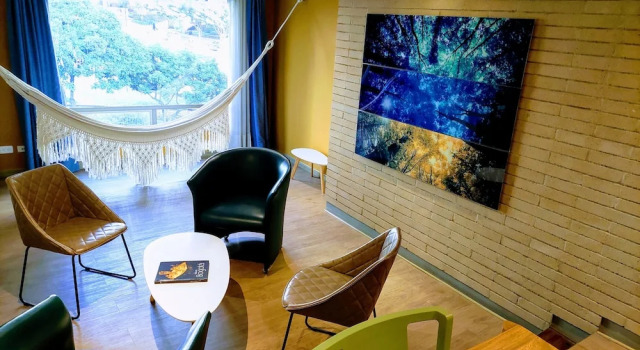 Четырёхместный семейный люкс Hotel Viaggio Teleport City Suites
