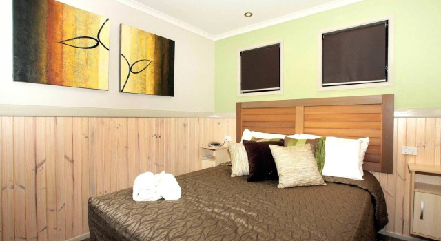 Burleigh Beach Tourist Park, Prenota Hotel Hotel a Queensland con parcheggio, Parcheggio