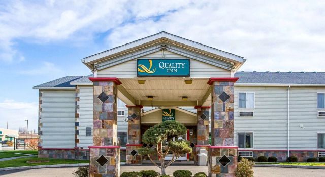 FairBridge Inn & Suites Sunnyside, Book Hotel Sunnyside Yakima Valley