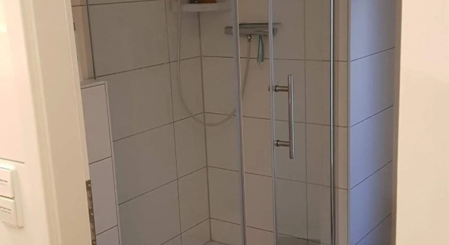 BudgetRooms - souterrain-private rooms & kitchen, Забронировать Отель Мангейм Мангейм, рядом с IfM – Small and Medium Sized Companies and Entrepreneurship