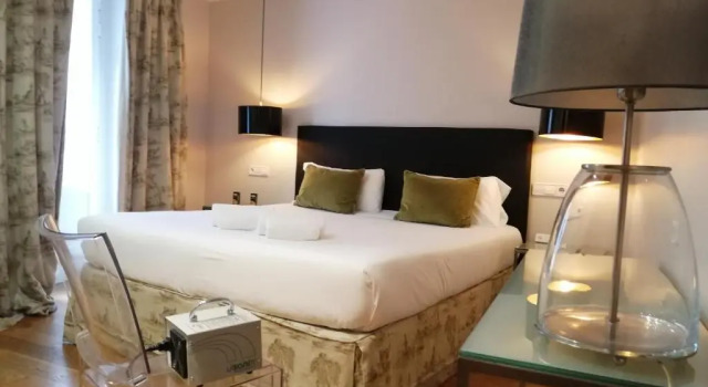 Hotel Cuéntame La Puebla, Забронировать Отель Отели Бургос 3 звезды, рядом с Художественный музей Марсельяно Санта-Марии, 3*