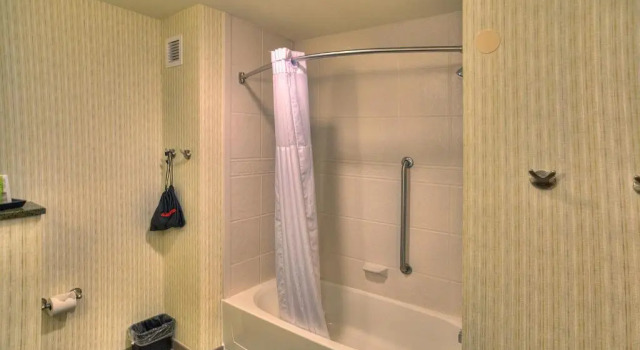 Четырёхместный номер Deluxe The Hotel Warner