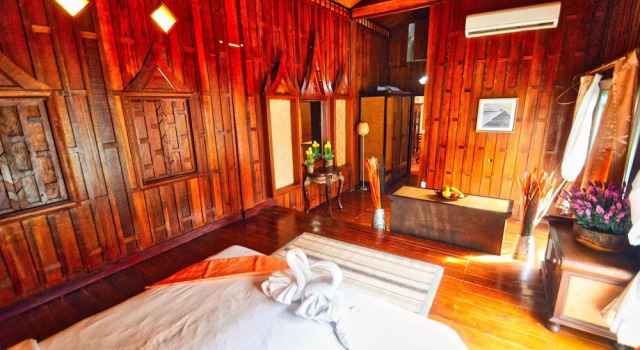 ROMANTIC Pool Villa - 6 Bedroom - Private Pool & Absolute Privacy - Perfect for Groups, Забронировать Вилла Отели Южной Паттайя 3 звезды, 3*