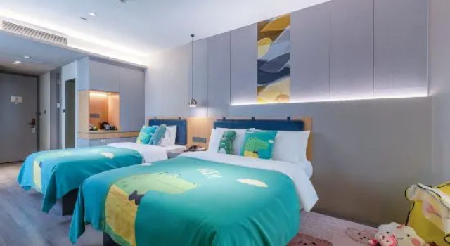 Семейный тент Homeinn Selected Hotel (Guangzhou Zhujiang New Town Wuyangcun Subway Station)