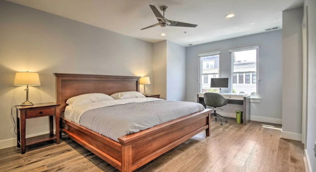 2 Mi to National Mall: Modern DC Retreat w/ Patio, Забронировать Отель Вашингтон Округ Колумбия, рядом с Говардский университет