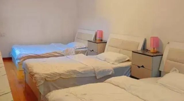 Люкс Jingqiyuan Homestay (Qionghai)