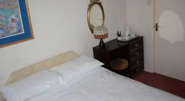 Victoria Hotel, Book Hotel Hoteller i Yorkshire Moors med parkering, Parkering