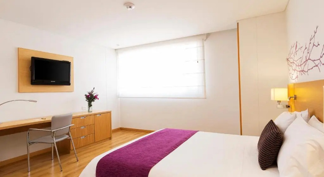 Двухместный номер Standard Hotel bh Parque 93