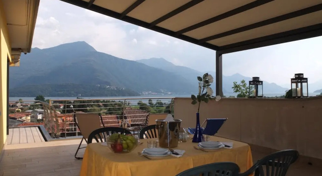 Апартаменты с 2 комнатами с видом на озеро Residence Vacanze Relax Lago di Como