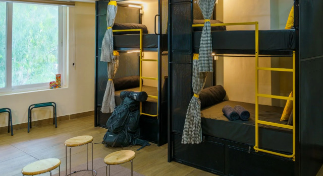 Кровать в общем номере The Hosteller Dehradun