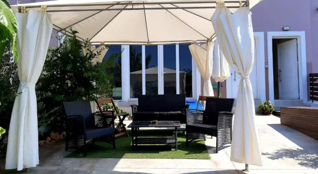 Апартаменты Luxury Suites in Stavromenos
