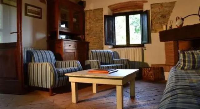 Piccozzo Agritour, Buchen Sie Hotel Lari Toskana
