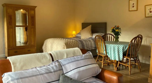 Коттедж c 1 комнатой Tegfan Garden Suite