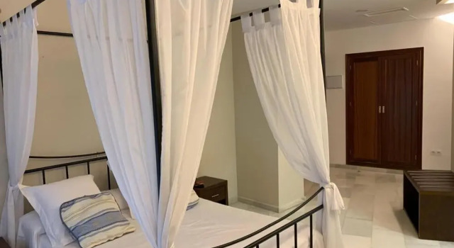 Hotel Nuevo Palas, Забронировать Отель Отели Ланхарон с бассейном, Бассейн