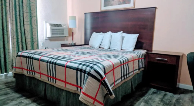 Номер Standard Travelers Inn - Clearwater