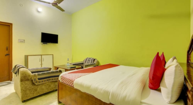 Hotel Moonlight meerut