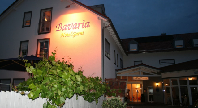 Hotel Bavaria Garni, Rezerwuj Hotel Dingolfing Lower Bavaria