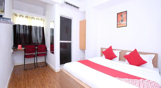 OYO 15094 Sukooon City View