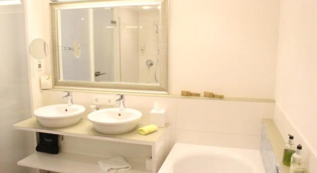 Люкс Taome Feng Shui Stadthotel Breisgau