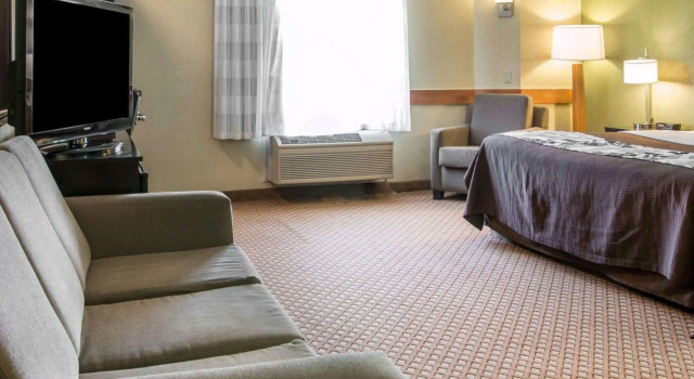 Sleep Inn and Suites Grand Rapids, Varaa Hotelli Kentwood Michigan