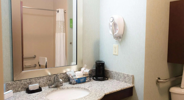Двухместный номер Standard Hampton Inn & Suites Middlebury
