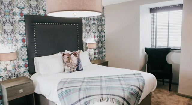 Семейный номер Standard Richmond Park Hotel