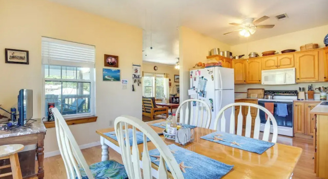 Коттедж 5 Mi to Beach & Pier: Bay St Louis Home on Canal