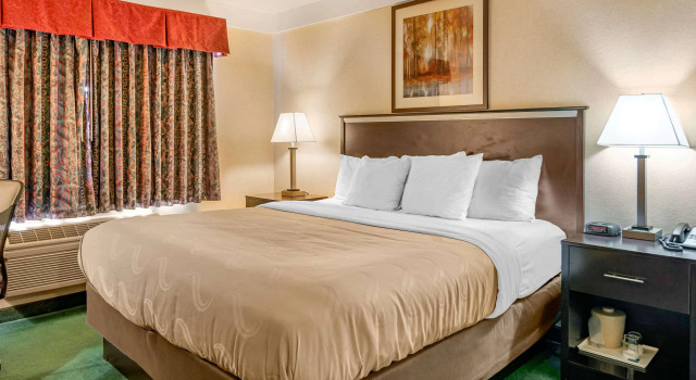 Quality Inn Bend North, Book Hotel Bend Bachelor