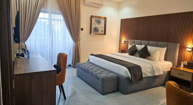 Номер Executive Reens Suites and Apartments