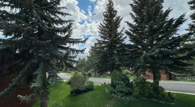 Номер Standard Snowflower #75 3 Bedroom Condo by RedAwning