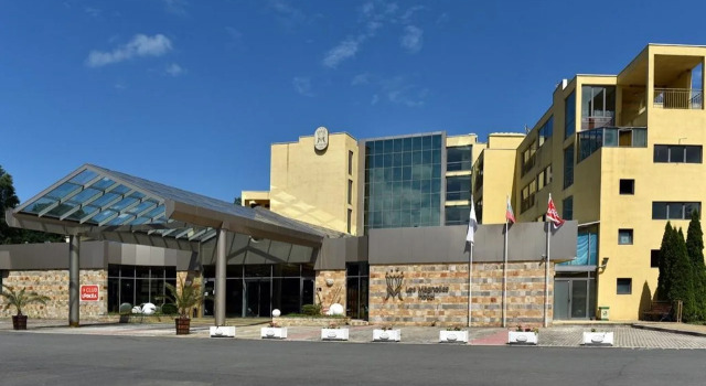 Les Magnolias Hotel, Забронировать Отель Отели области Бургас с бассейном, Бассейн